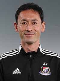 西井 純一
